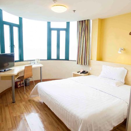 7Days Inn Zhongshan San Xiang Market تشونغشان الغرفة الصورة