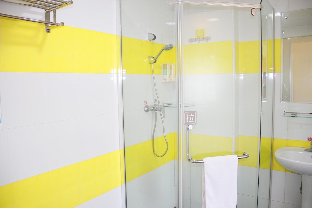 7Days Inn Zhongshan San Xiang Market تشونغشان المظهر الخارجي الصورة