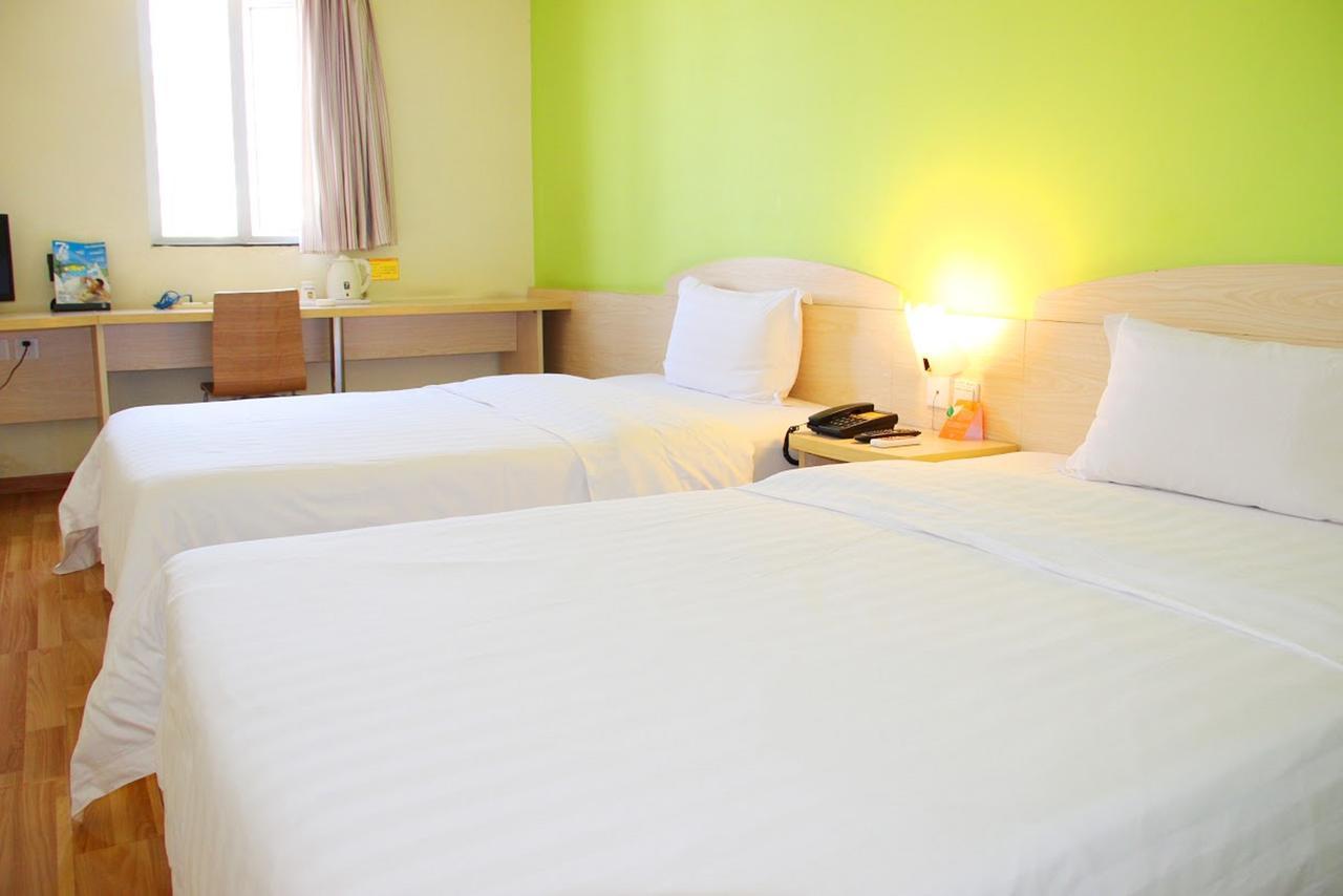 7Days Inn Zhongshan San Xiang Market تشونغشان المظهر الخارجي الصورة